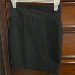 IZ Byer Black skirt